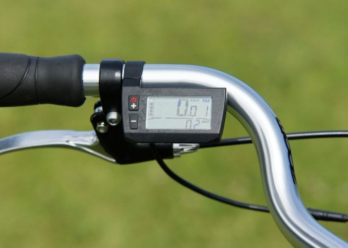 Wyświetlacz w rowerze elektrycznym po konwersji